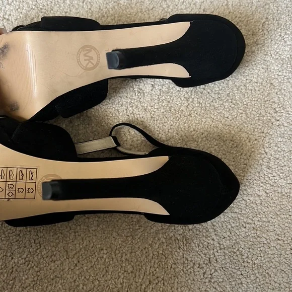 Michael Kors Suede Sandals 7.5 - Picture 5 of 9